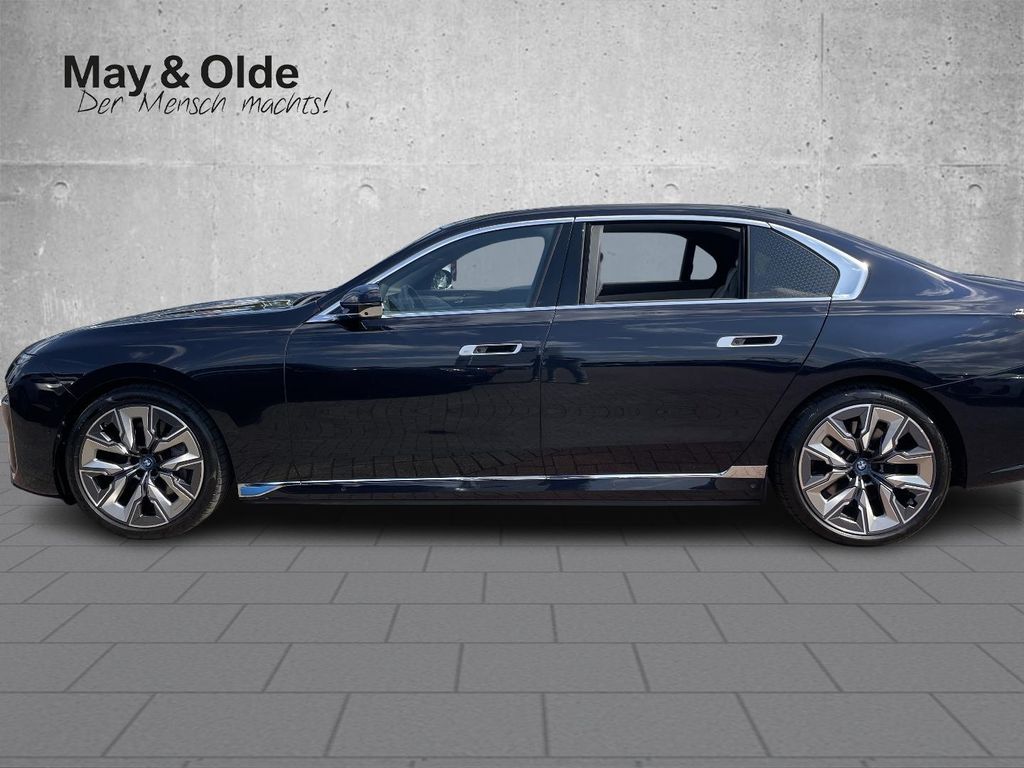 BMW i7 — fotografia 2