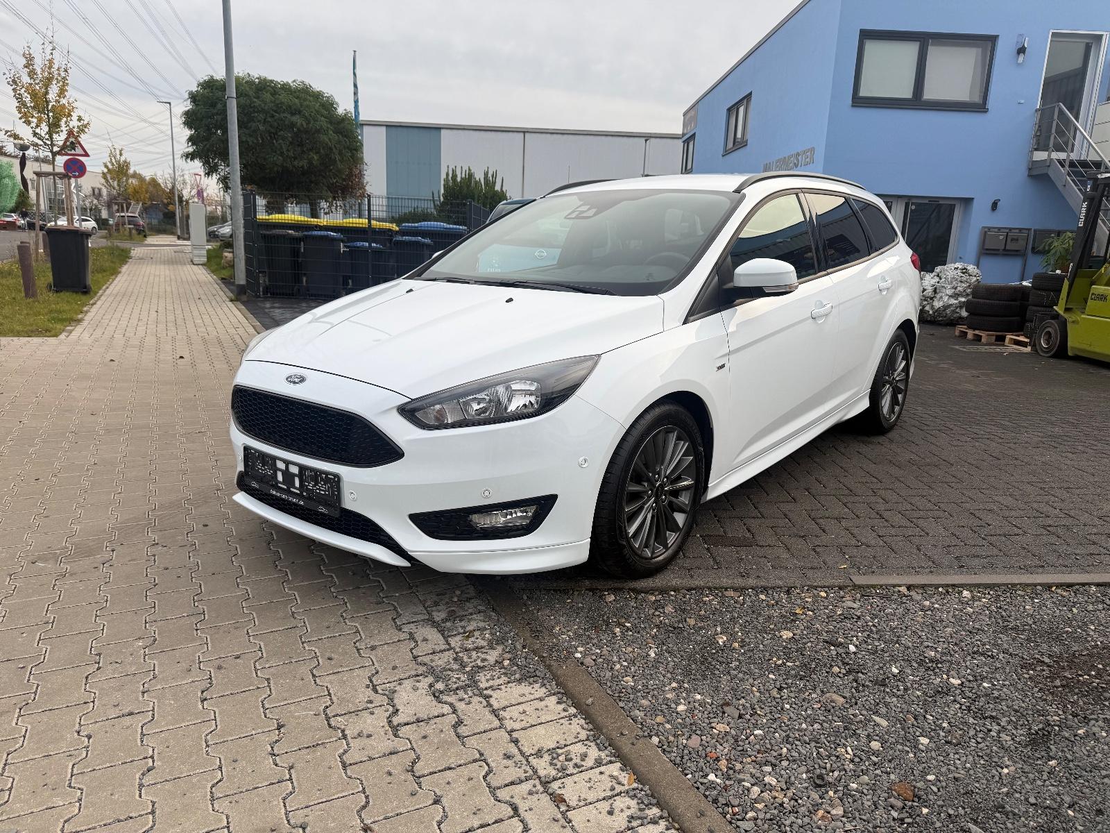 Ford Focus Turnier ST-Line