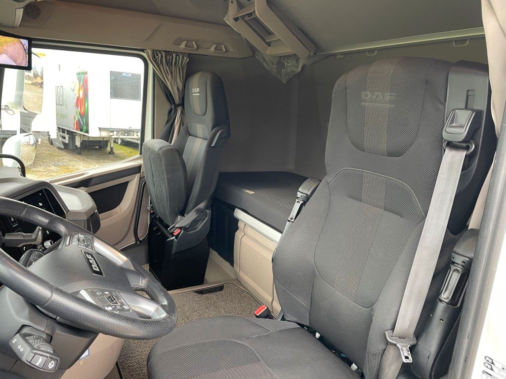 Fahrzeugabbildung DAF FT XG 480