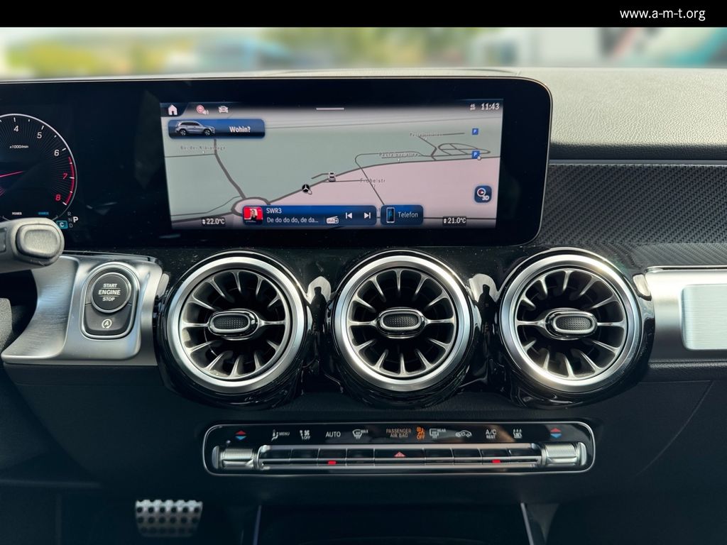 MERCEDES-BENZ GLB 250