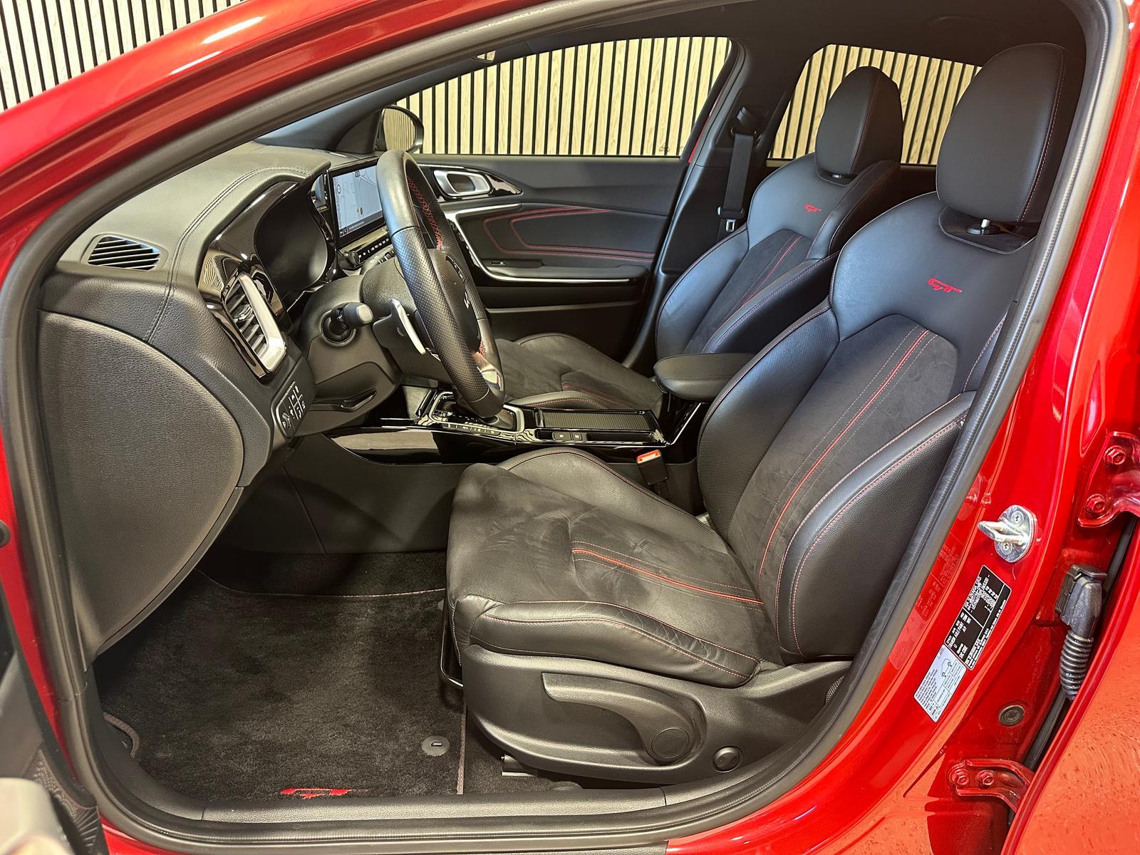 Kia ProCee'd 1.6 T-GDI DCT GT ACC|JBL|LED|Navi|SHZ