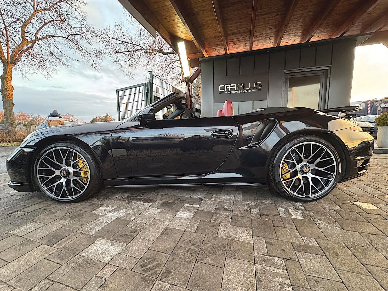 Fahrzeugabbildung Porsche 991 911 Turbo S Cabriolet *LED*Ceramic*BURMESTER