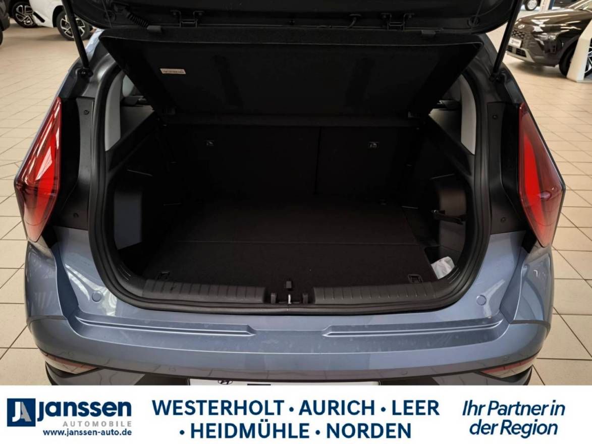 Fahrzeugabbildung Hyundai BAYON Trend Navi Digitales Cockpit PDC LED Schei