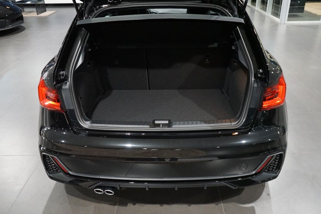 AUDI A1 Sportback 40 TFSI | 2x S line | SONOS | 18" AUDI A1 Sportback 40 TFSI | 2x S line | SONOS | 18"