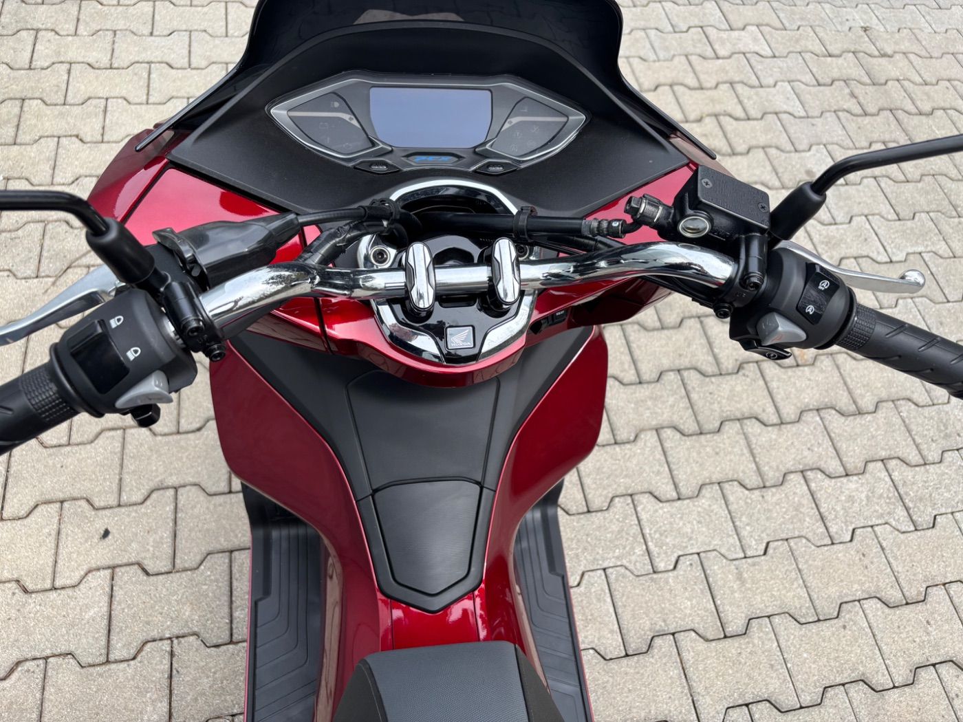 Fahrzeugabbildung Honda PCX 125 Topcase