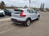 Volvo XC40 D4 AWD Momentum Geartronic - Volvo: Geartronic