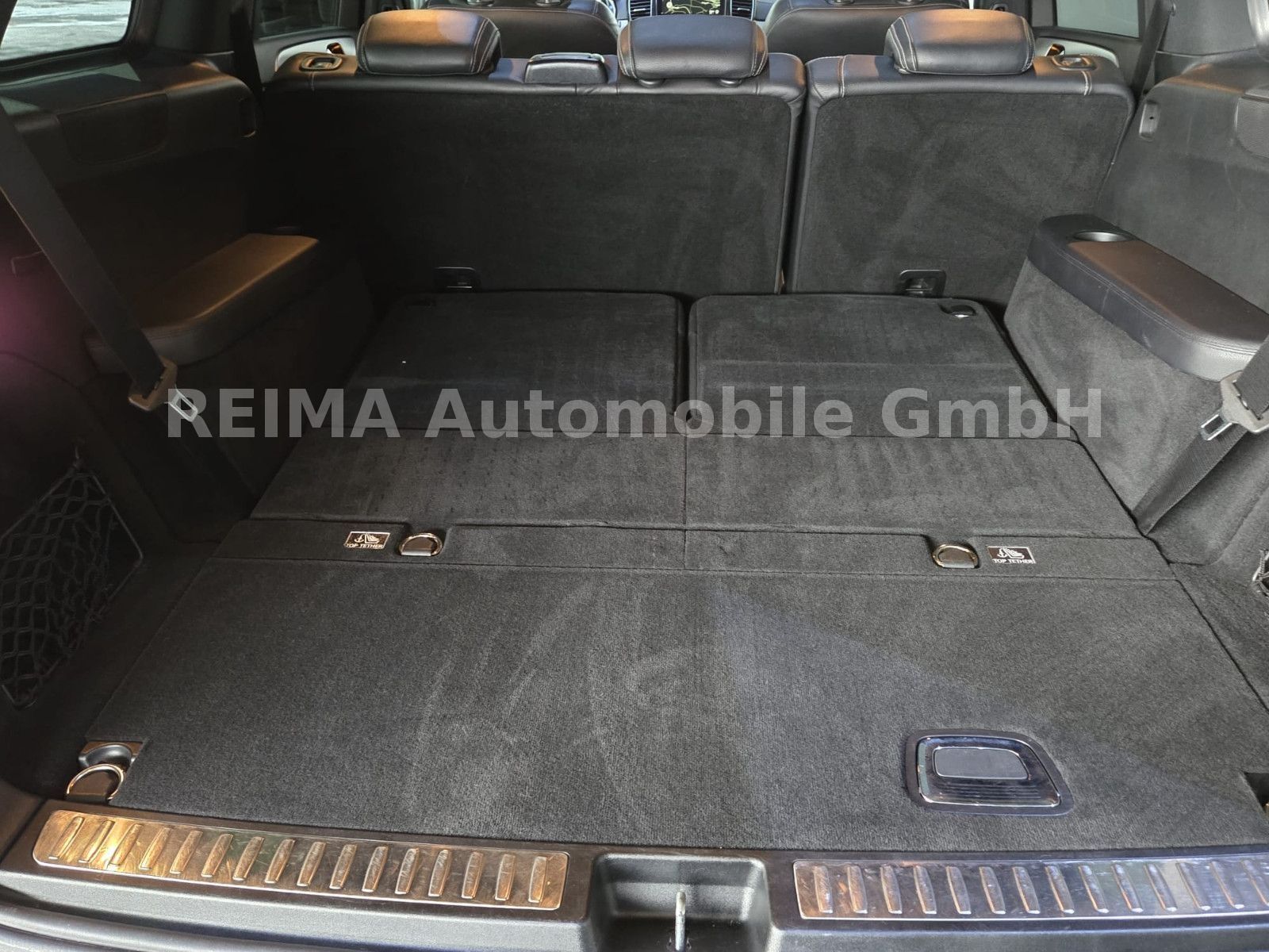 Fahrzeugabbildung Mercedes-Benz GLS 350 d 4Matic, 7 Sitzer, 360°, Pano