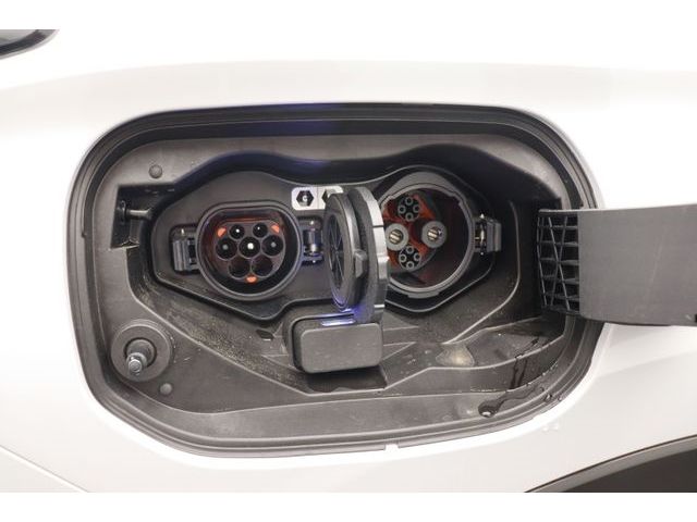 Fahrzeugabbildung Mitsubishi Outlander 2.4 PHEV Top 4WD