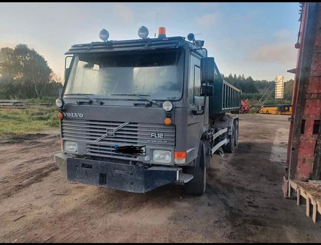 Volvo FL 12