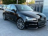 Audi A1 SPORTBACK / AUTOMATIK / KLIMA / SHZ /XENON / - Audi A1 Gebrauchtwagen in Frankfurt