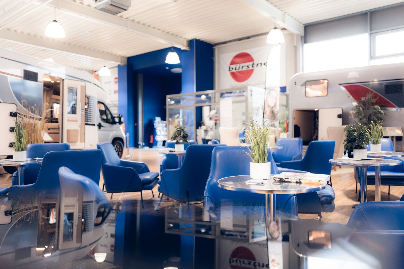 Fahrzeugabbildung HYMER / ERIBA / HYMERCAR B - KLASSE 594 - AUS ERSTBESITZ