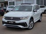 Volkswagen Tiguan 2.0 TDI Allspace 4M*3x R-LINE*PANO*MATRIX - Gebrauchtwagen in Böblingen