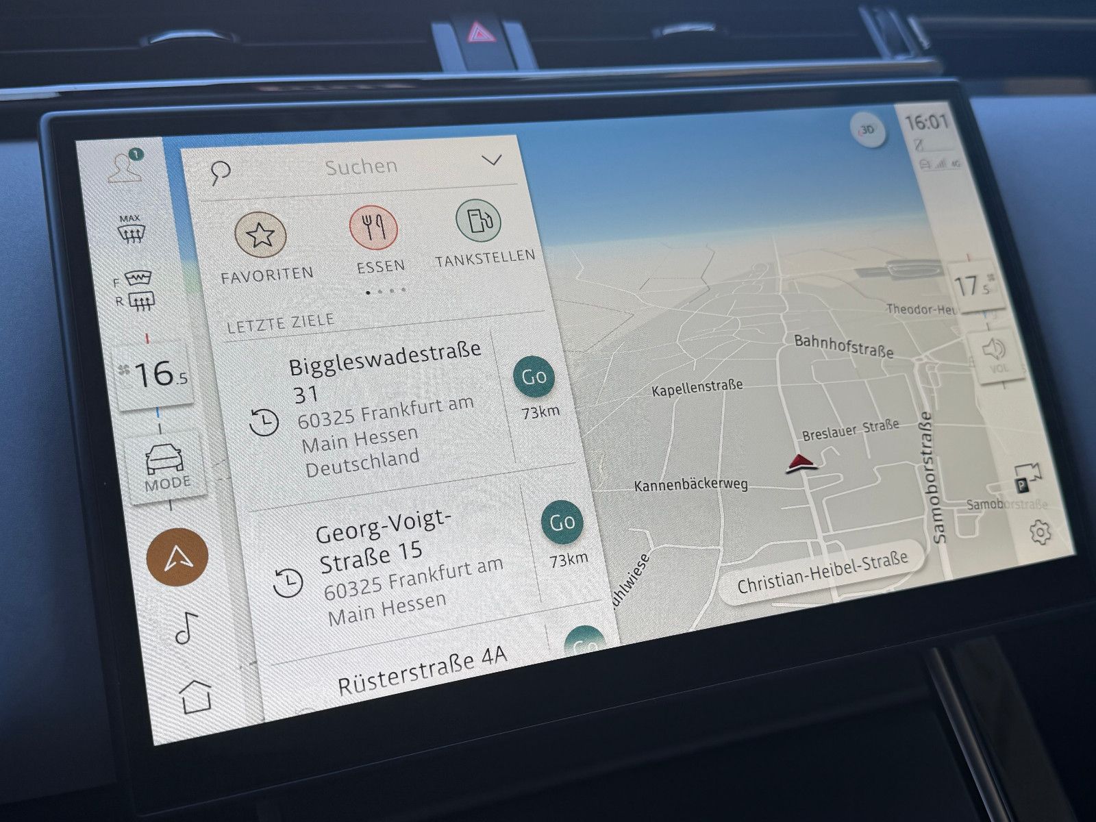 Fahrzeugabbildung Land Rover Range Rover Velar D300/R-DYNAMIC/MERIDIAN/PANO