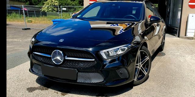 MERCEDES-BENZ Mercedes-Benz A 200 Advanced Progressive |...