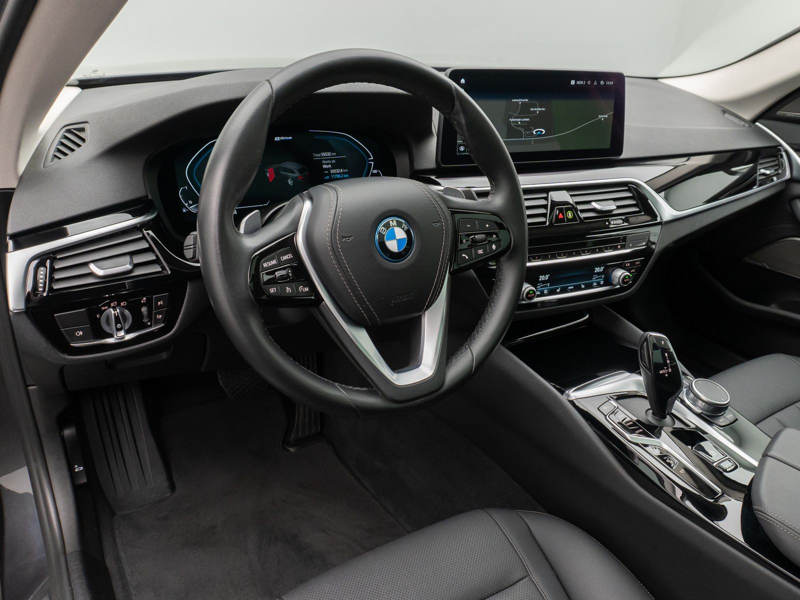 Fahrzeugabbildung BMW 530e xD Alarm DAB 360°Panorama H/K 4Klima Sport