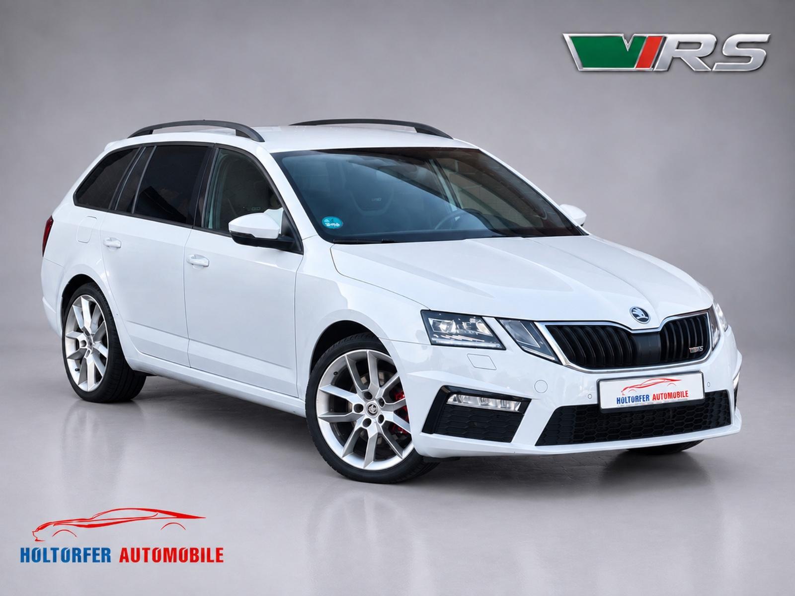 Skoda Octavia Combi 2.0 TDI RS *ACC*NAVI*LEDER*AHK*