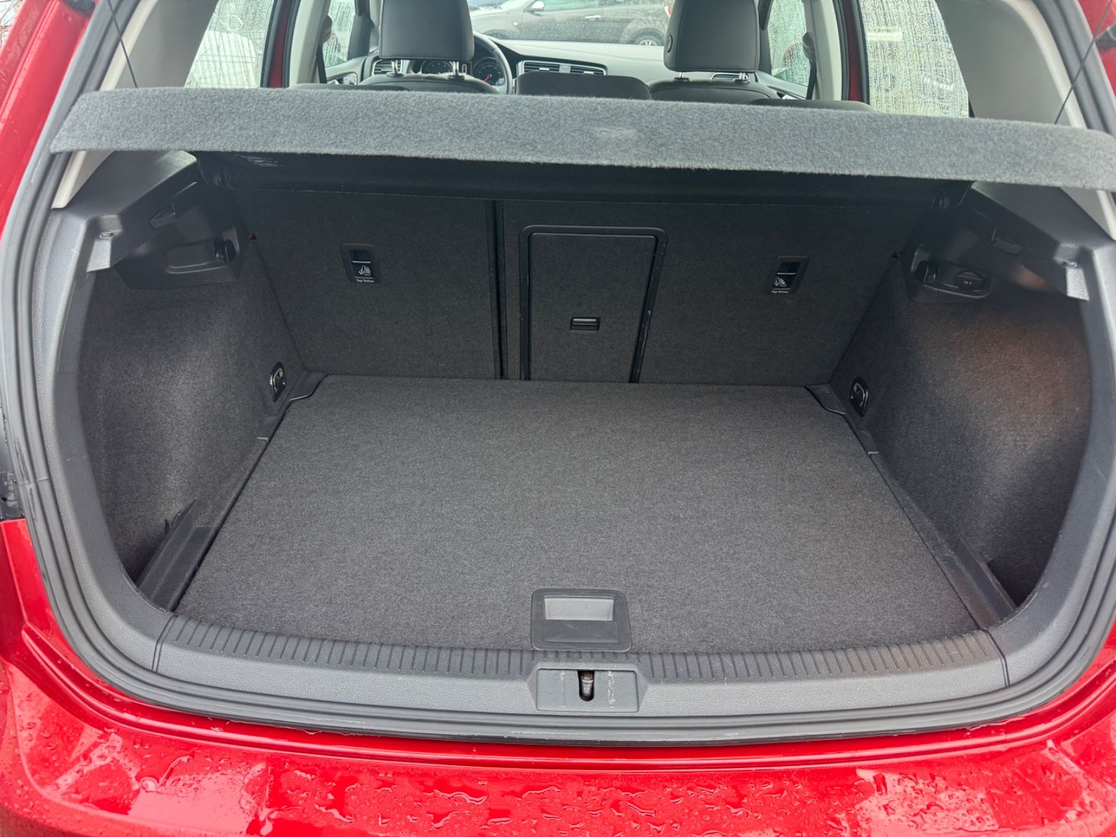 Fahrzeugabbildung Volkswagen Golf VII Lim. Highline BMT Leder+Bluetooth+Xenon