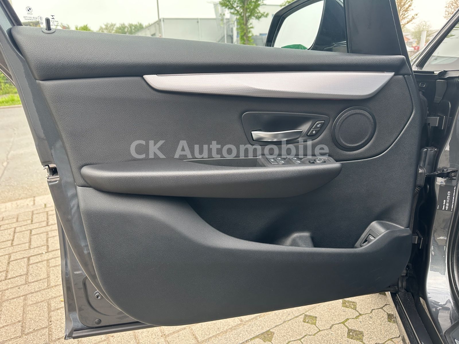 Fahrzeugabbildung BMW 218dxDrive Active Tourer M-Sport/Shadow-Line/LED