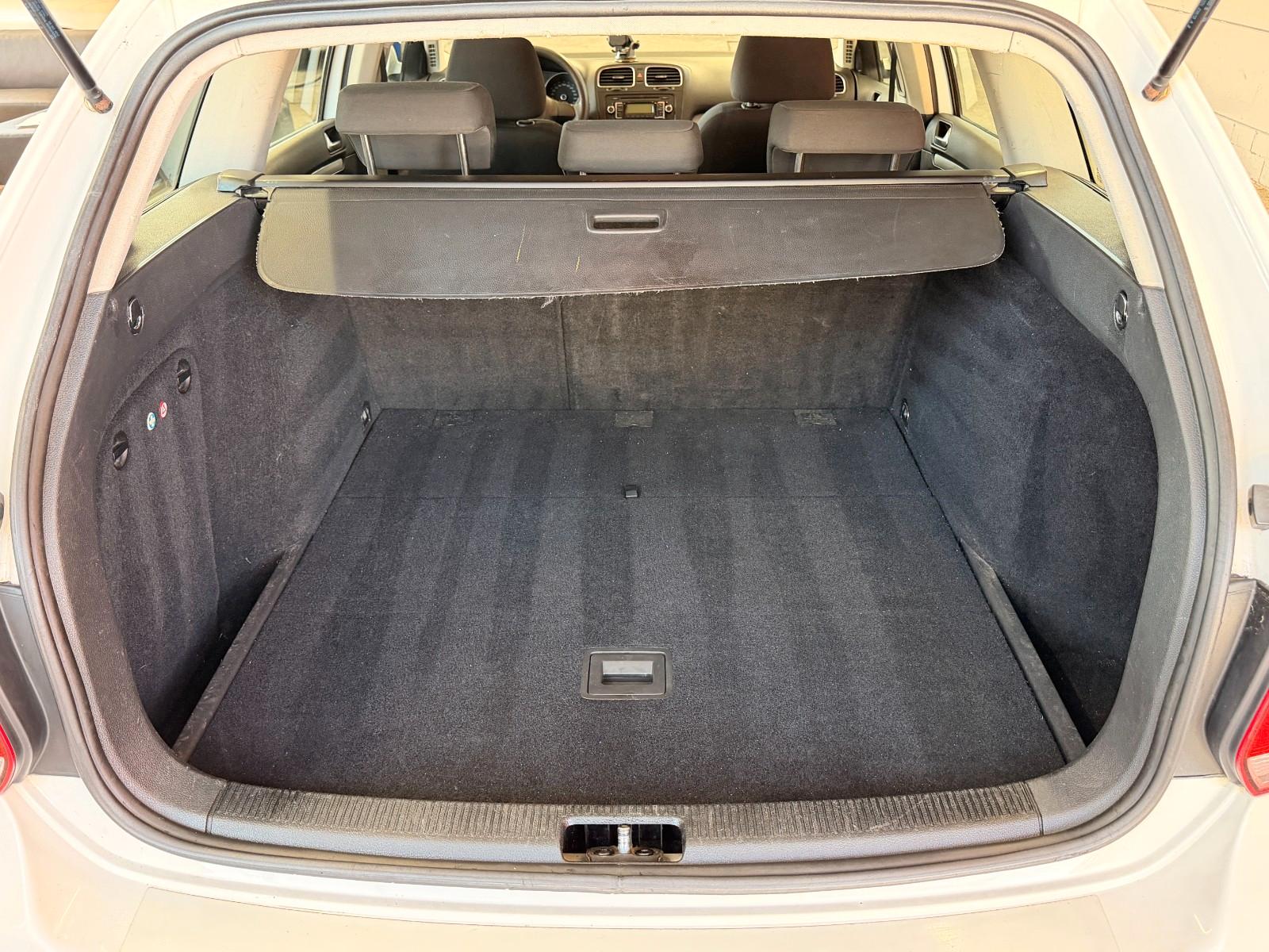 Volkswagen Golf 2011 — photo 13