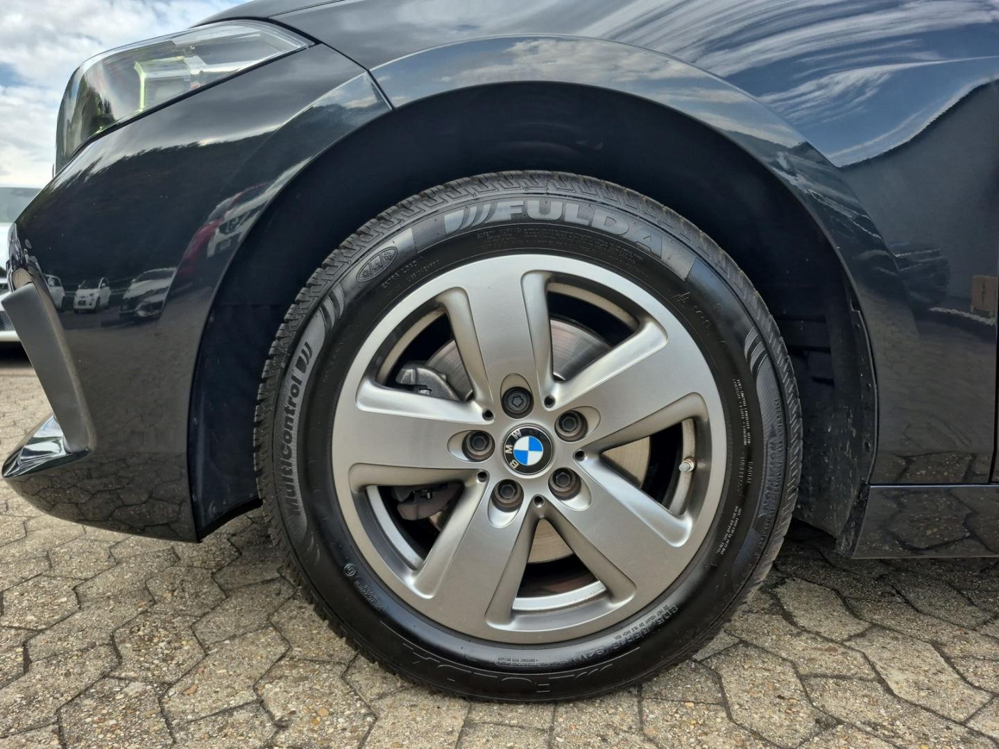BMW 118 i Advantage Navi CarPlay LED PDC Sitzheizung, миниатюра 12