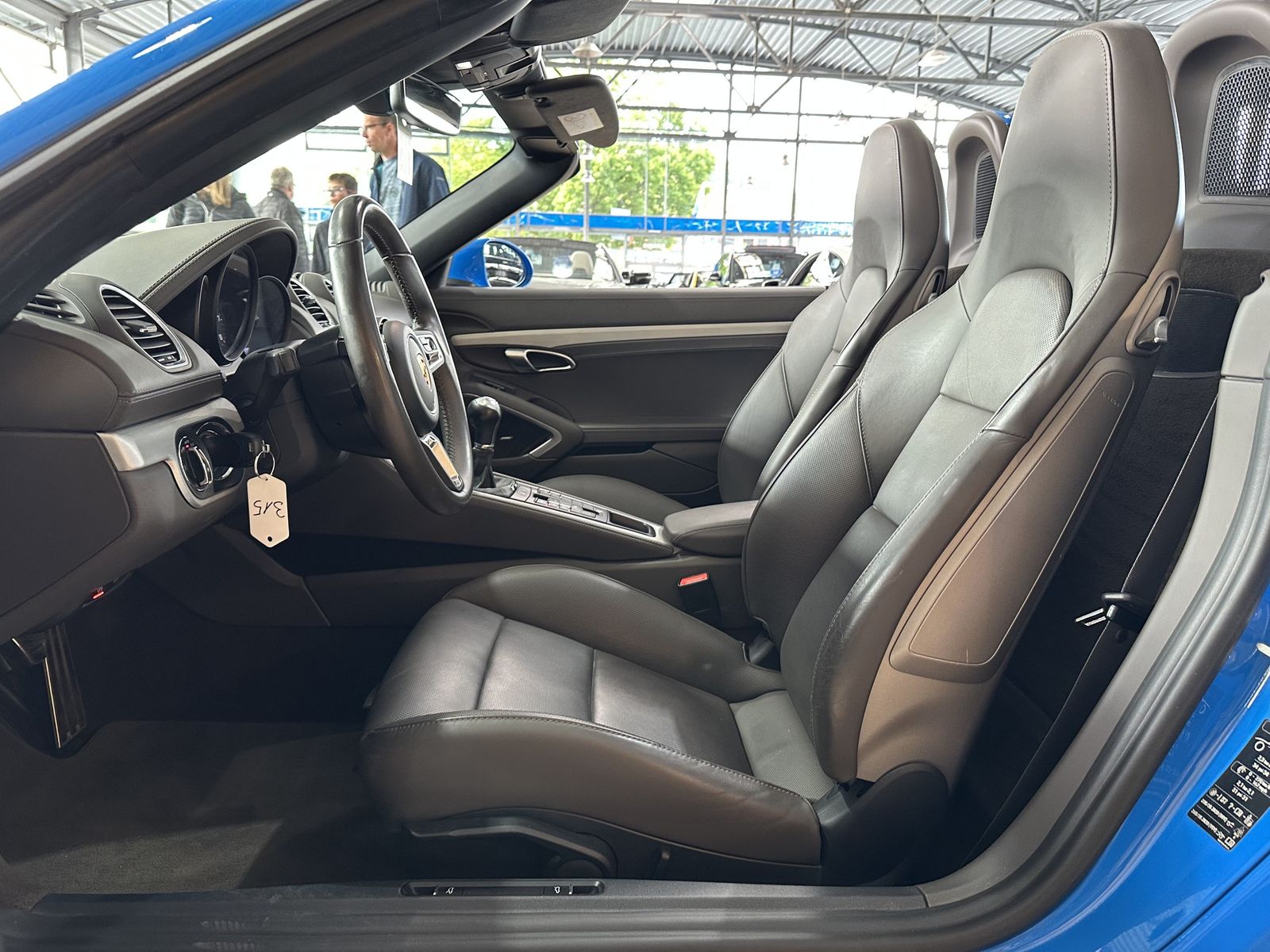 Porsche Boxster 718 Leder BOSE R.Cam Navi Sitzbelüftung foto 8