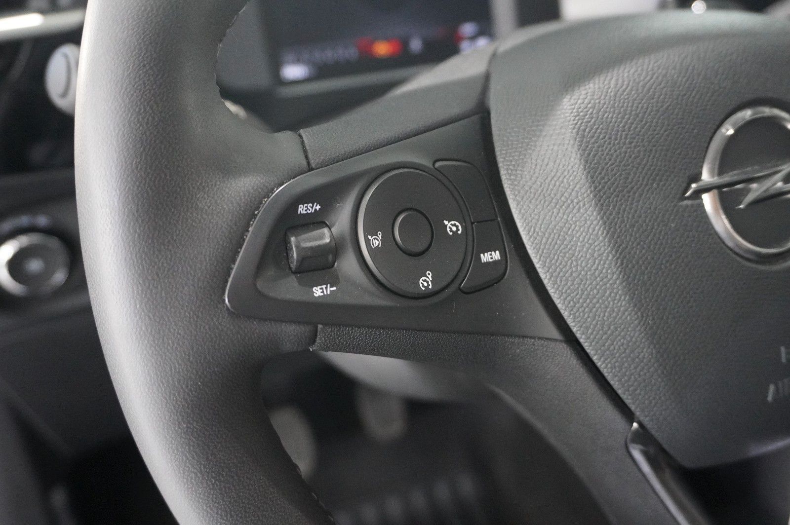 Fahrzeugabbildung Opel Corsa F 1.2T ELEGANCE NAVI/LED/SPORT/VIRTU./DAB+
