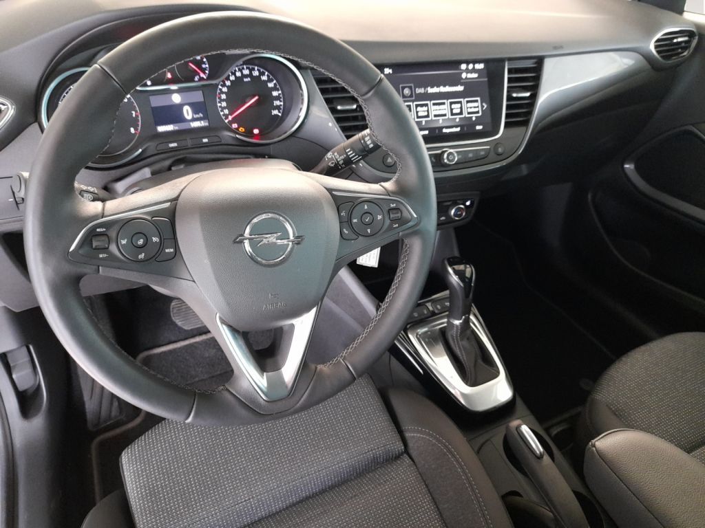 Fahrzeugabbildung Opel Crossland 1.2 Automatik Elegance LED PDC