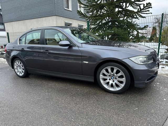 BMW 325i xDrive Leder Xenon Garantie Vollausstattung