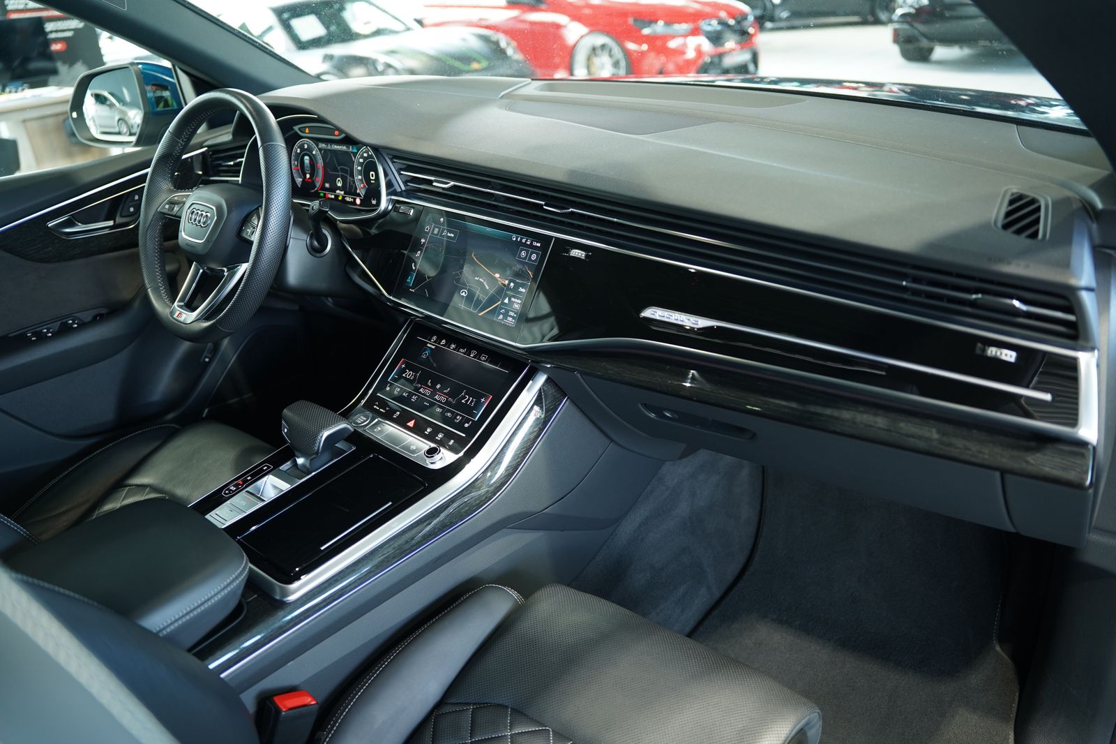 Audi Q8