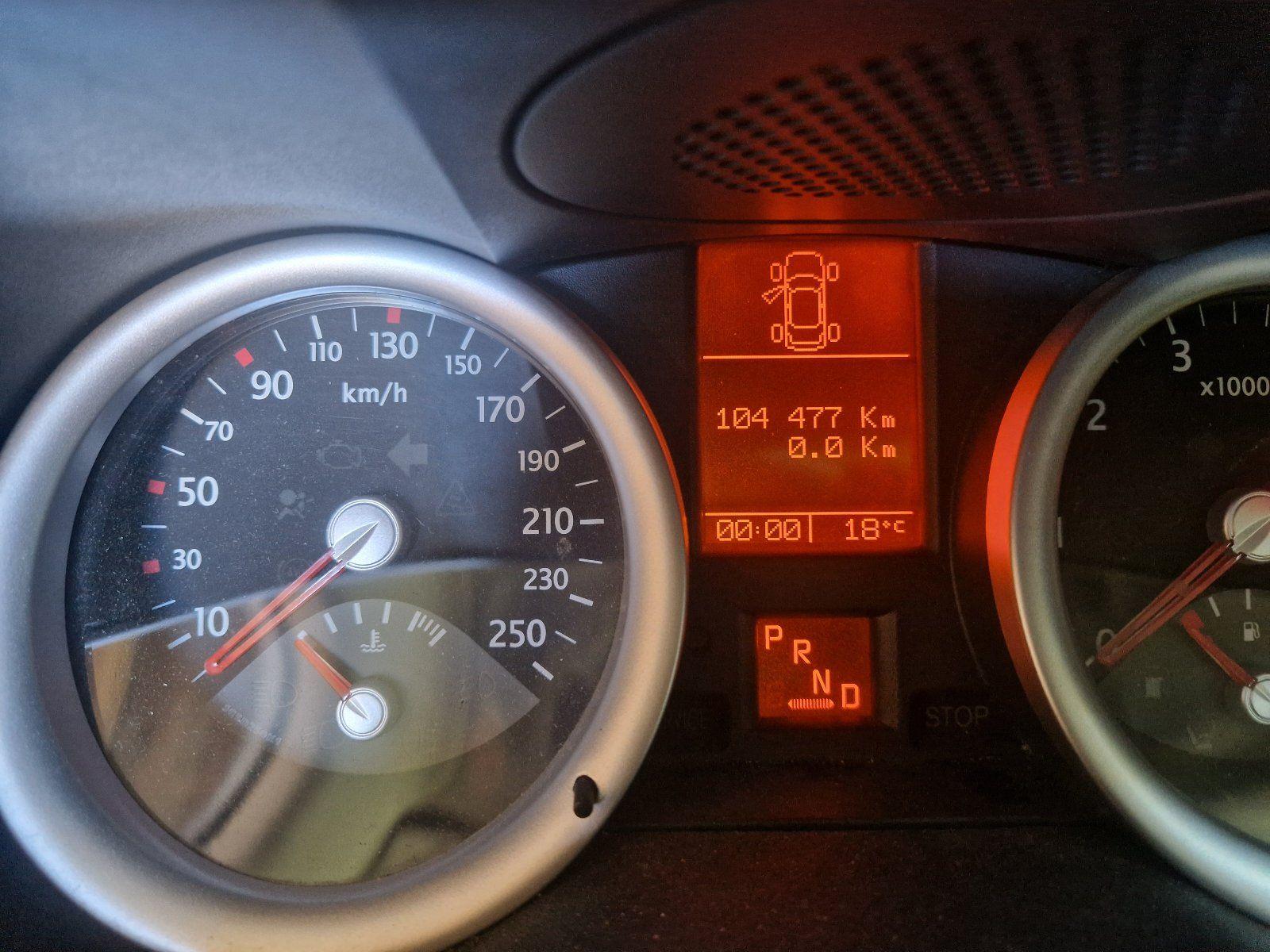 Renault Megane 2005 — engine