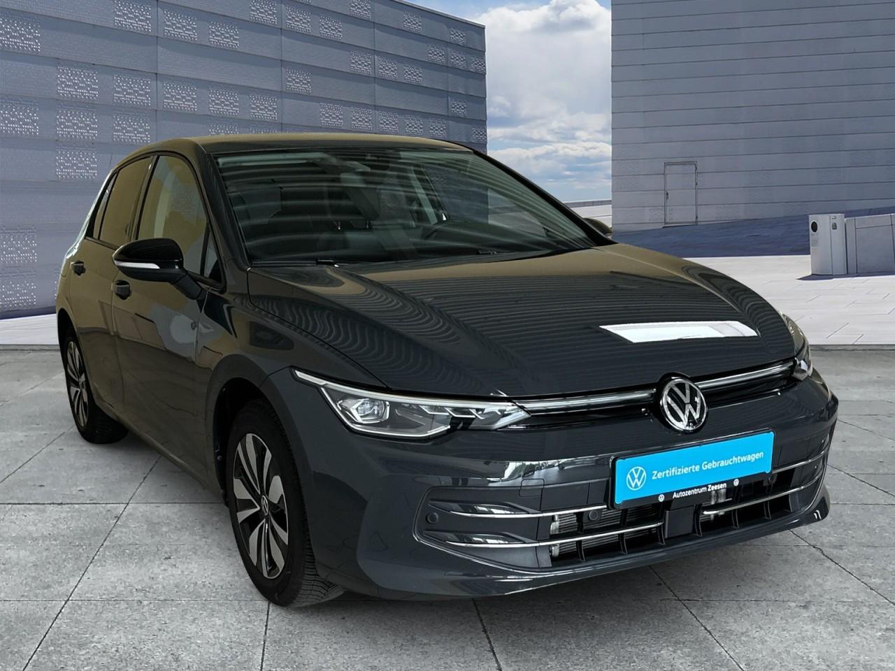 Volkswagen Golf VIII 1.5 eTSI GOAL OPF DSG+SHZ+USB+DAB+MAL+