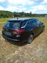 Opel Astra St 1.6 D Ultimate Öldruckproblem Vollausst - Opel Astra: V6