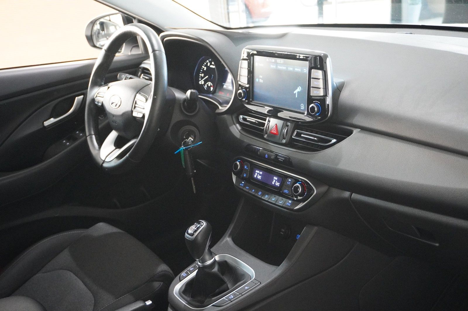Fahrzeugabbildung Hyundai i30 LIM. 1.5 T-GDI 48V NAVI/LED/SPORT/KAMERA/DAB