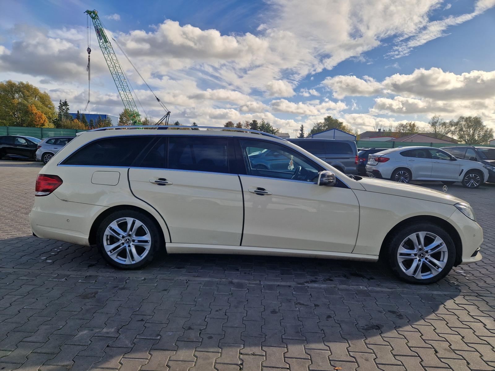 Mercedes-Benz E200 2015 — photo 6