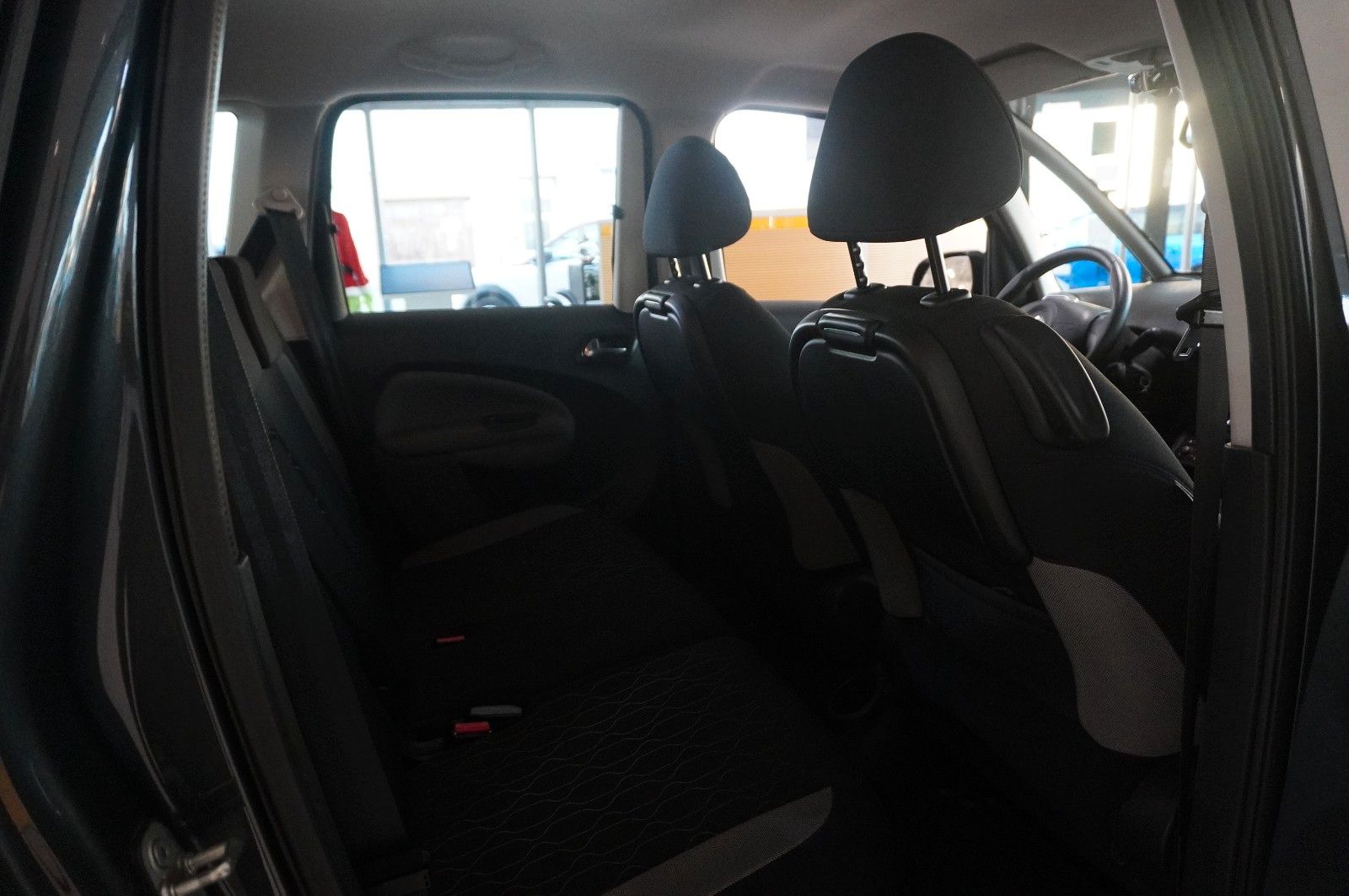 Fahrzeugabbildung Citroën C3 Picasso 1.4 GAS/ BENZIN Exclusive KLIMA/AHK