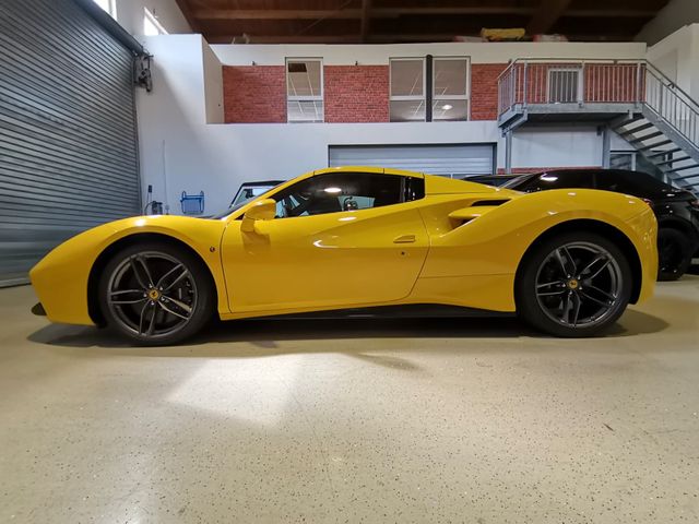 Ferrari 488 Spider *2 TKM*1. HD*FERRARI GARANTIE*KD NEU*