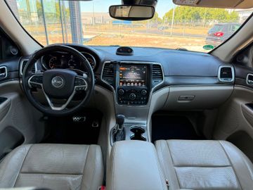 Jeep Grand Cherokee - 10