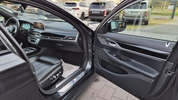 BMW 740 - 10