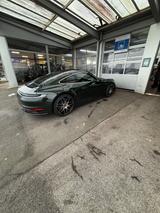 Porsche 992 Carrera Coupé Carrera - Porsche 992 in Solingen