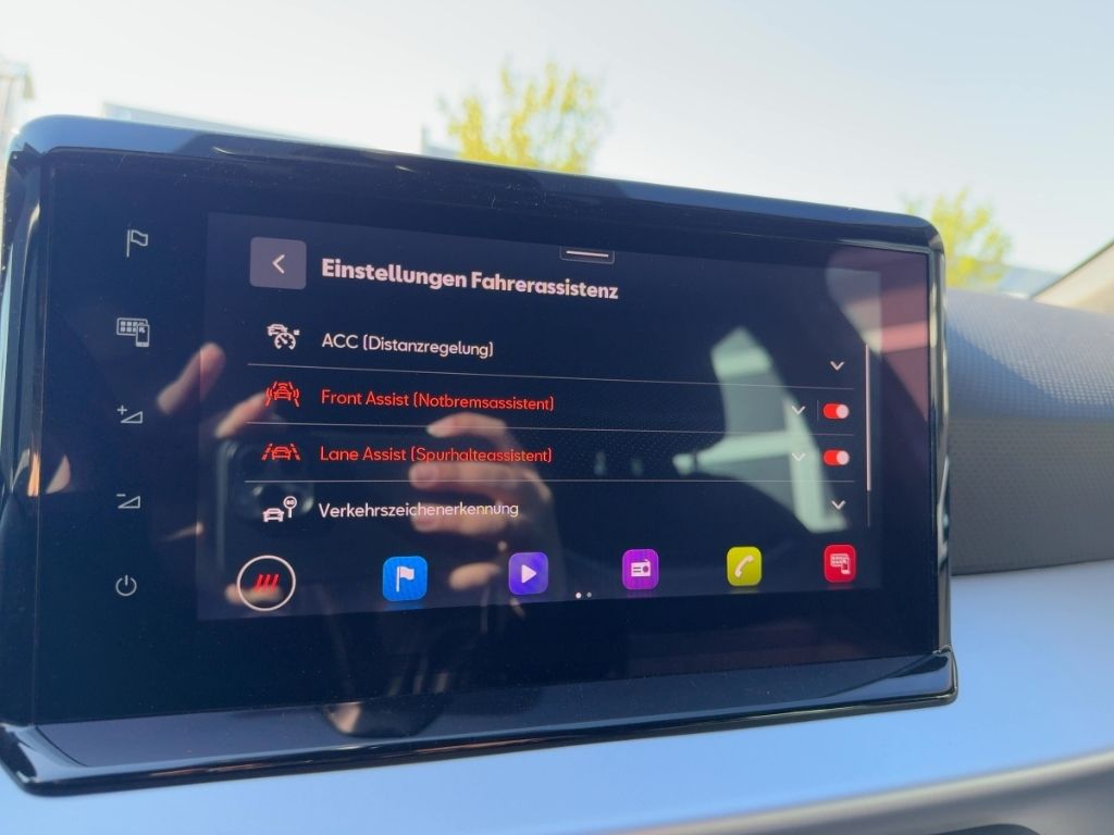 Fahrzeugabbildung SEAT Arona FR, Allwetter, RFK