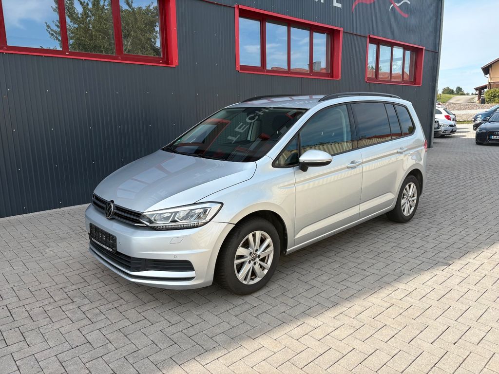 Image of Volkswagen Touran