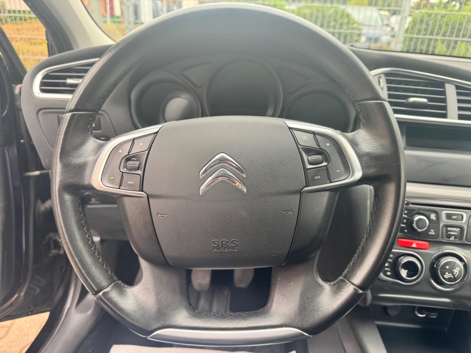 Citroën C4 Lim. Selection  Klimaaut/Tempomat/PDC/HU neu