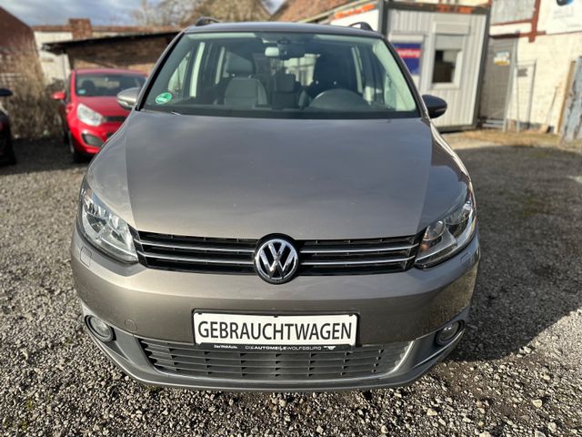 Volkswagen Touran 1.4 TSI DSG PDC+AHK+SHZ+TEMPOMAT TÜV NEU