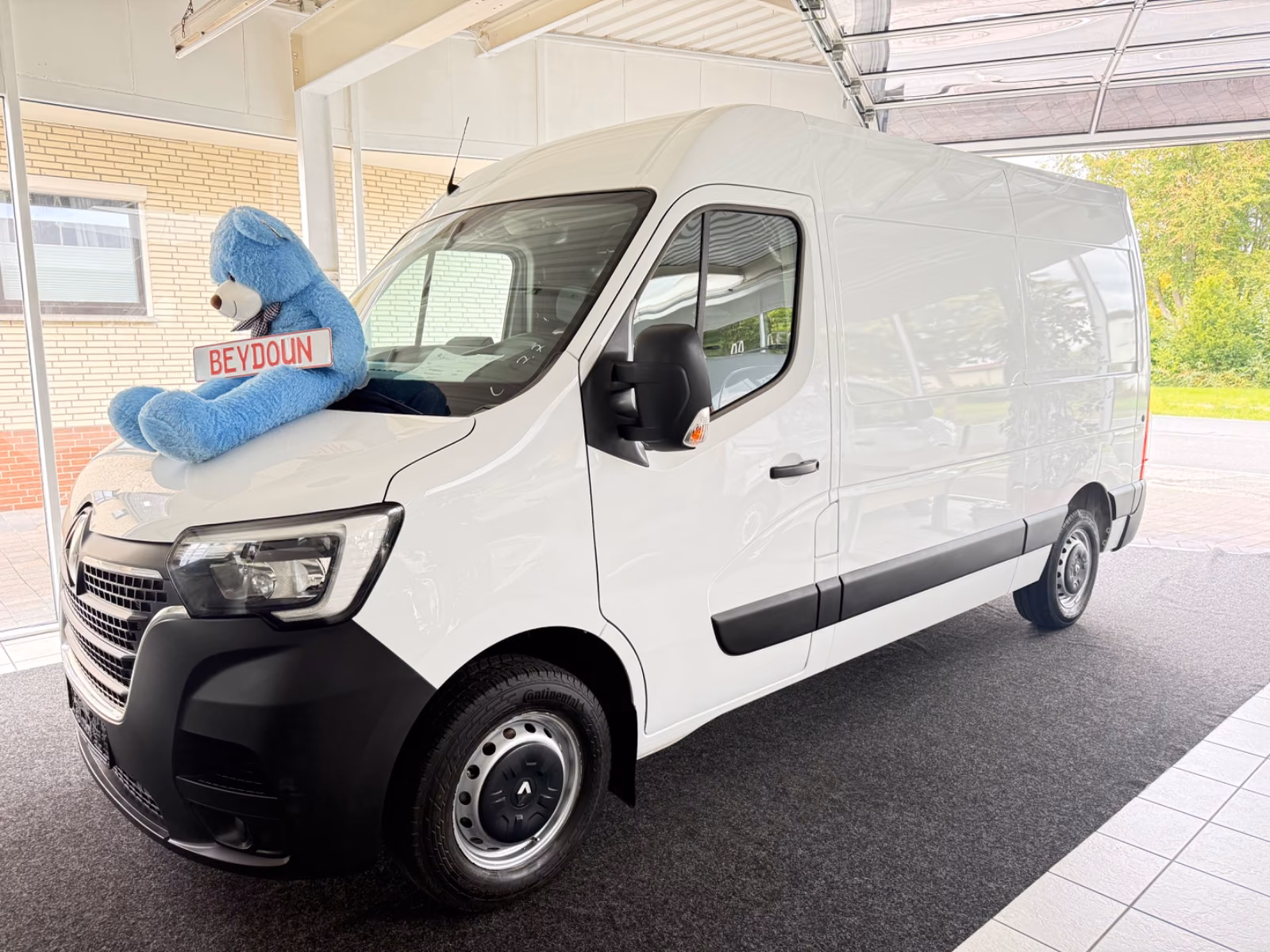Renault Master L2H2 *Sortimo-Werkstatt-Regale*