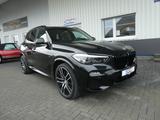 BMW X5 xDrive 40 i M Sport, 360° - BMW X5 mit Benzin-Antrieb: mit Apple Carplay