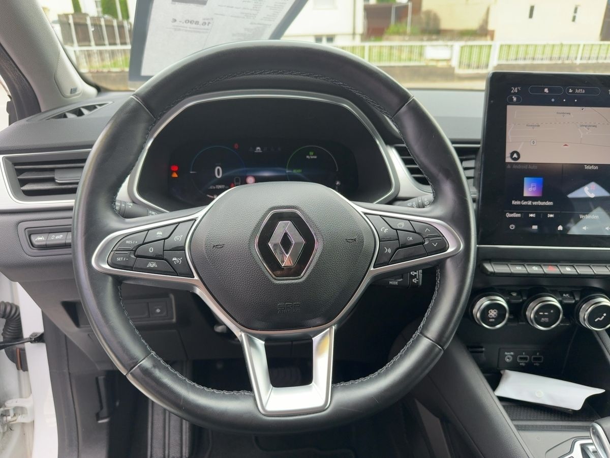 Fahrzeugabbildung Renault Captur INTENS E-TECH Plug-in 160 LKHZ ACC Kamera