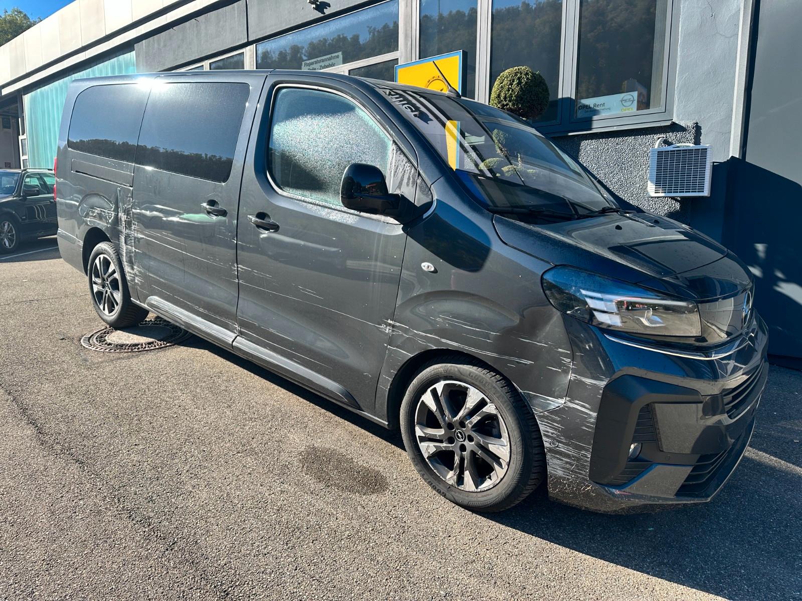 Opel Zafira Life Edition XL Unfall