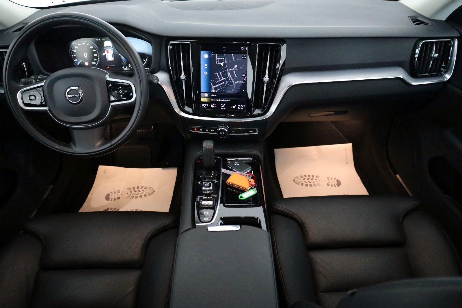 Fahrzeugabbildung Volvo V60 T6 AWD Inscription Expr. Leder,Navi,LED,SH