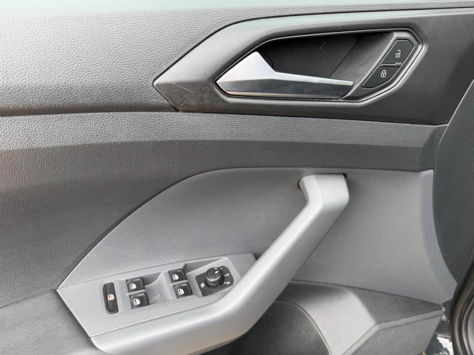 Volkswagen T-Cross Basis