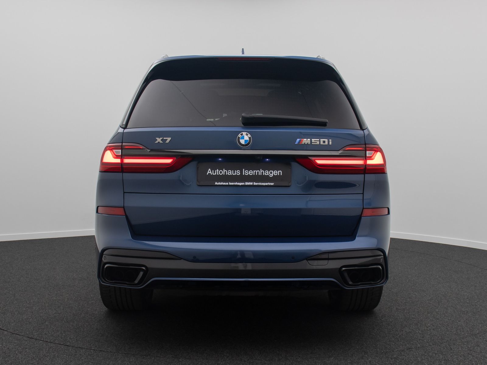 Fahrzeugabbildung BMW X7 M50i  Massage 360°B&W Laser DAB SkyLounge 22"